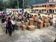 善行团携手能量中国向金平受灾学校捐献援助物资